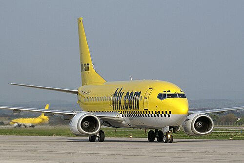 HLX B735 D-AHLF 20060424 STR