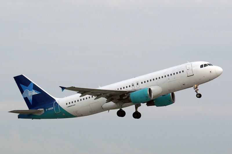 Star XL A320 F-GRSN